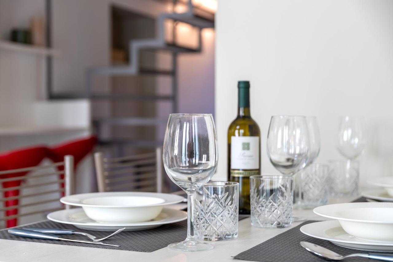 Navigli-Duomo Exclusive Design Loft Su Due Piani Con Wifi Leilighet Milano Eksteriør bilde
